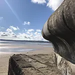 Dudleys Retreat - Part Of The The Bay Village With Pool, Gym And Direct Access, Pub, Restaurant, Tennis And Meadows Walks Dom wakacyjny Filey