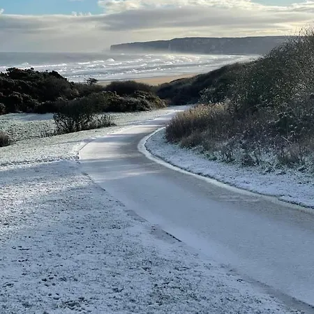 Prázdninový dům Dudleys Retreat - Part Of The The Bay Village With Pool, Gym And Direct Access, Pub, Restaurant, Tennis And Meadows Walks