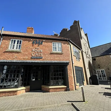 Prázdninový dům Dudleys Retreat - Part Of The The Bay Village With Pool, Gym And Direct Access, Pub, Restaurant, Tennis And Meadows Walks