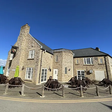 Dudleys Retreat - Part Of The The Bay Village With Pool, Gym And Direct Access, Pub, Restaurant, Tennis And Meadows Walks Ferienhaus Filey