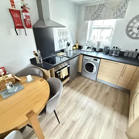 Prázdninový dům Dudleys Retreat - Part Of The The Bay Village With Pool, Gym And Direct Access, Pub, Restaurant, Tennis And Meadows Walks *