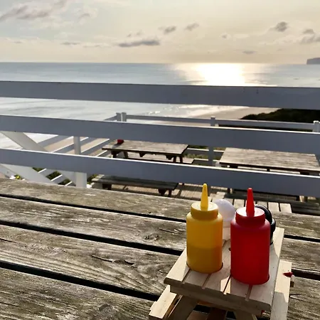 Dudleys Retreat - Part Of The The Bay Village With Pool, Gym And Direct Access, Pub, Restaurant, Tennis And Meadows Walks